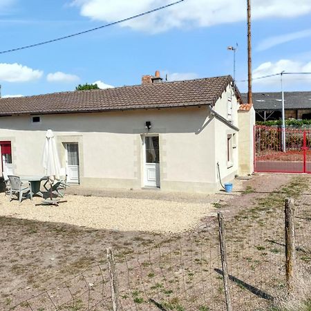 Charmante Maison A Mouterre-Silly Avec Jardin Et Terrasse Exterior foto